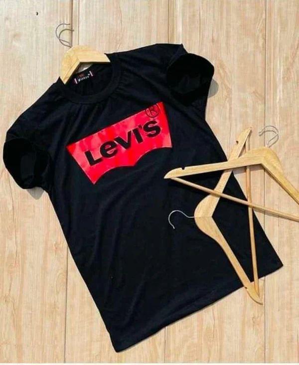 Levis Regular Fit T-Shirt (Black, L)