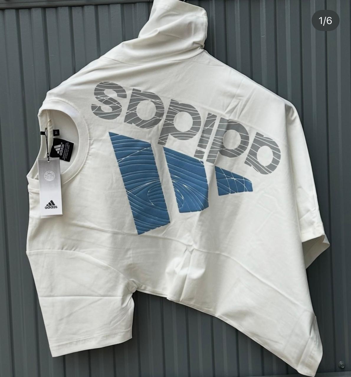 Adidas T-shirt