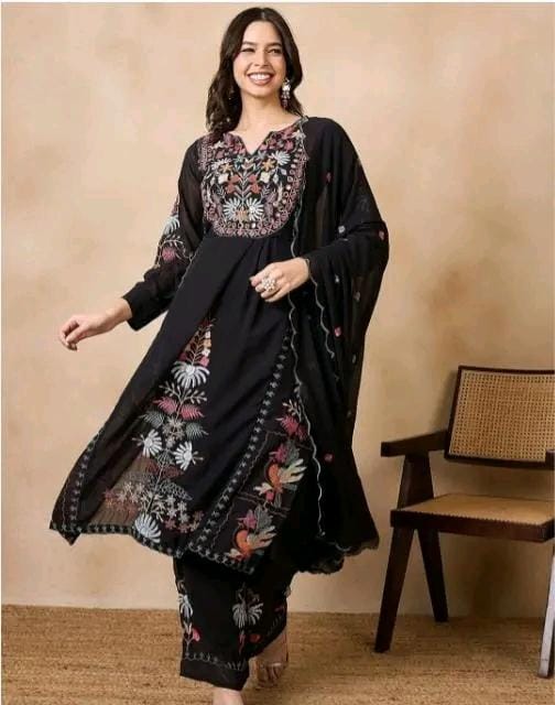 Lucknow Chikankari Embroidery Chicken Suit With Duppata